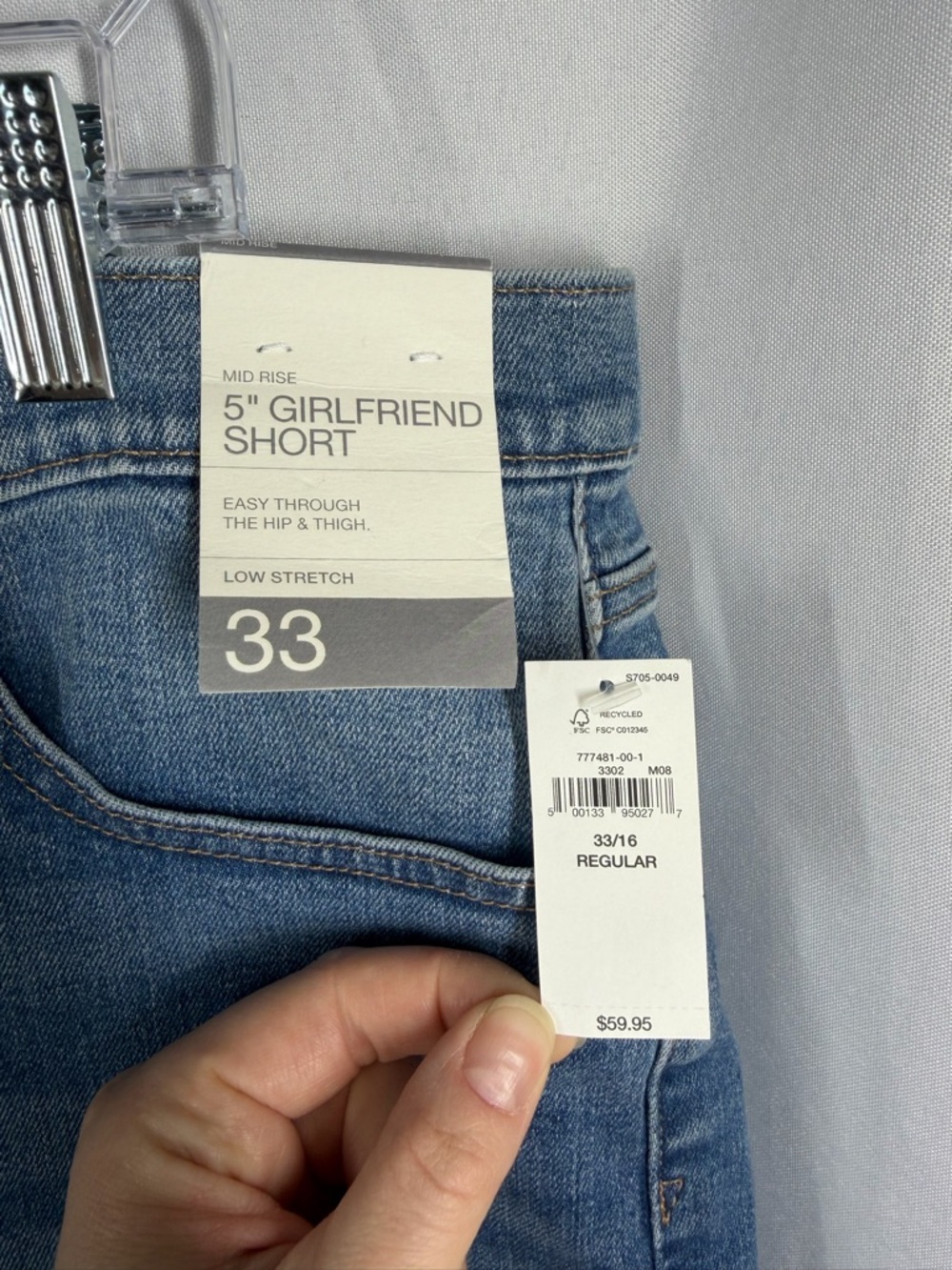 NWT GAP | 5" Girlfriend Shorts Mid Rise Denim Jean Women's Size 33/16 - Picture 5 of 11
